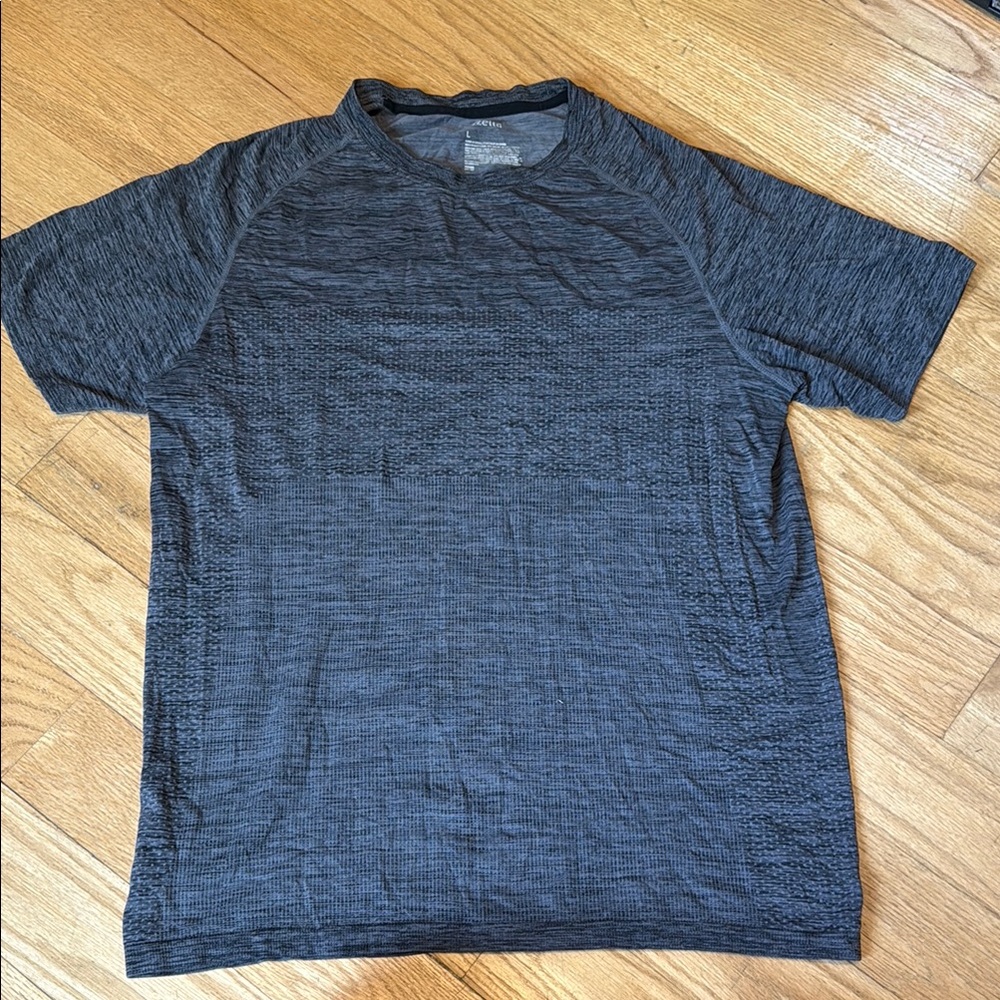 Zella Black Short Sleeve Tee